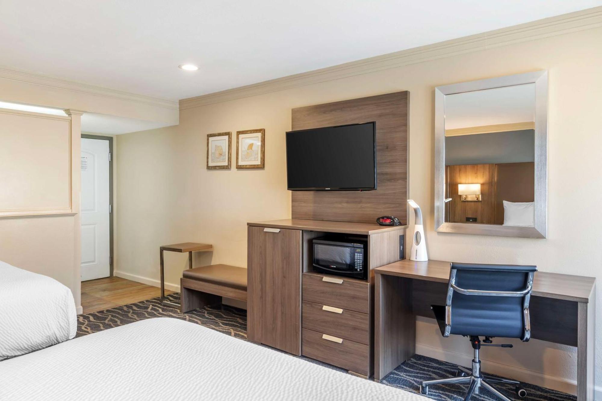 เบสต์ เวสเทิร์น พลัส ฮิลล์ เฮาส์ Hotel เบเกอร์สฟีลด์ ภายนอก รูปภาพ