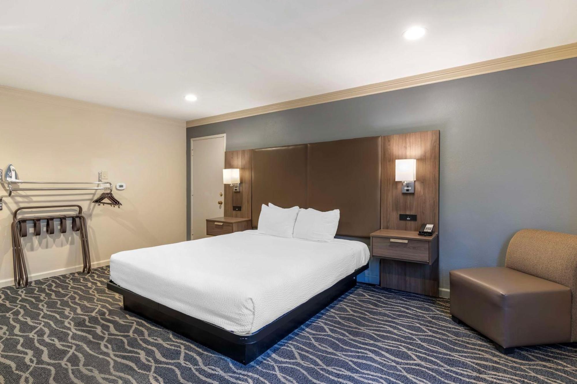 เบสต์ เวสเทิร์น พลัส ฮิลล์ เฮาส์ Hotel เบเกอร์สฟีลด์ ภายนอก รูปภาพ